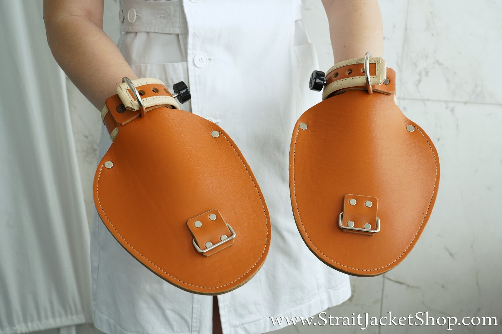 Leather Restraining Mittens with Segufix Locks from Straitjacketshop