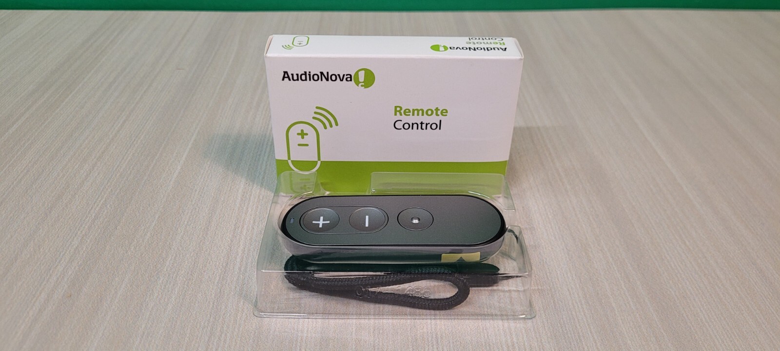 AudioNova Unitron Remote Control BT Hearing Aid 076-0066-T9-00065