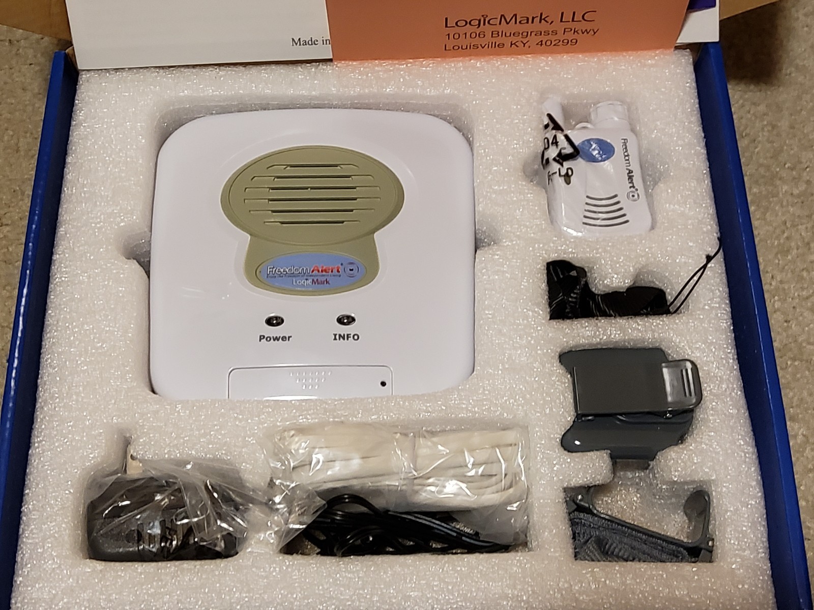 LogicMark Freedom Alert 35511 2-Way Voice Emergency Pendant Communicator EUC