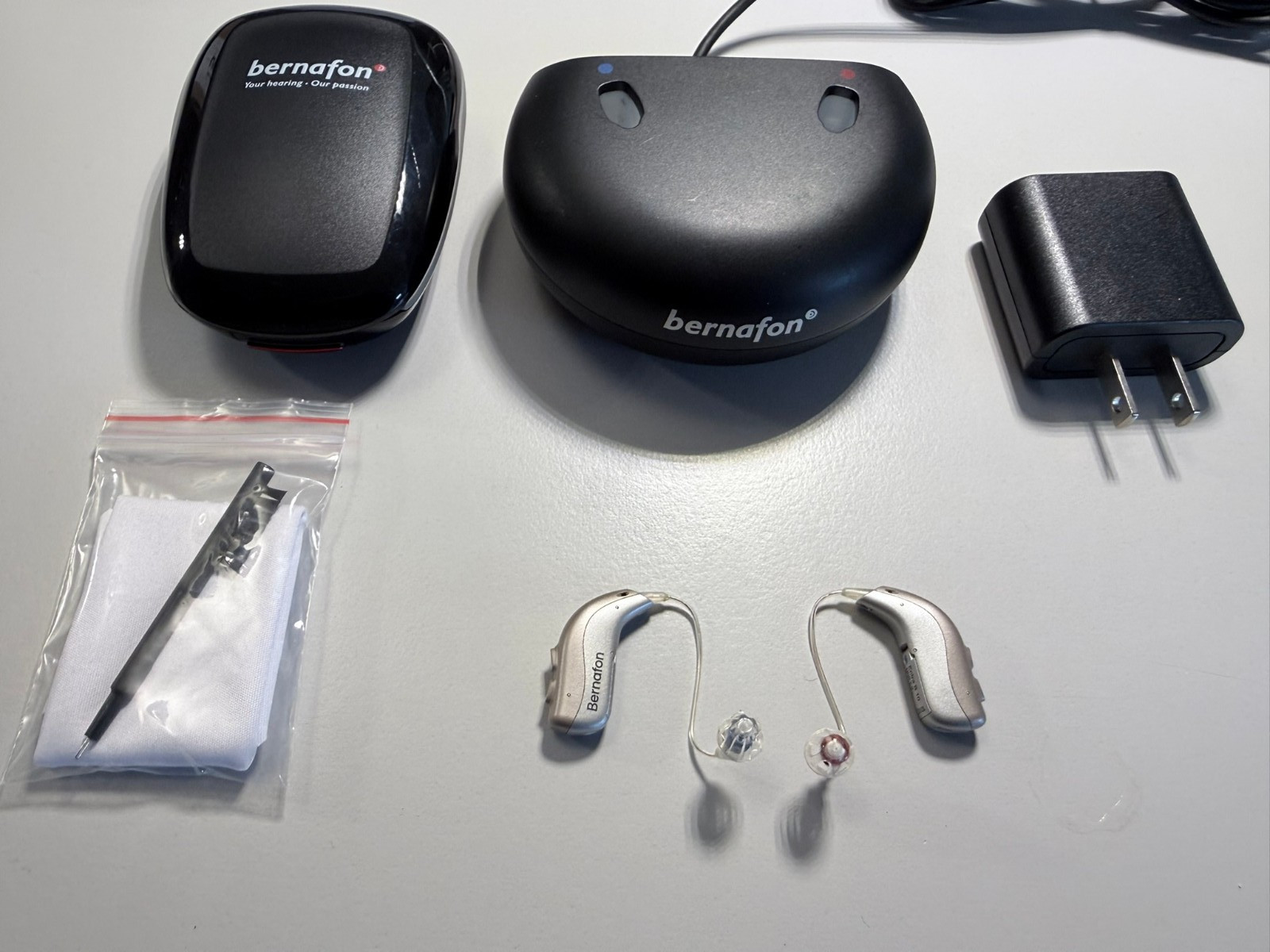 Bernafon Entra B10 MiniRITE R Rechargeable Bluetooth App controls+Free Charger