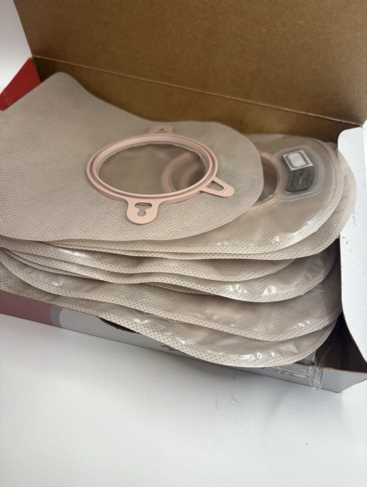 NEW Box Of 10 – Hollister 18194 New Image Drainable Ostomy Pouches Transparent