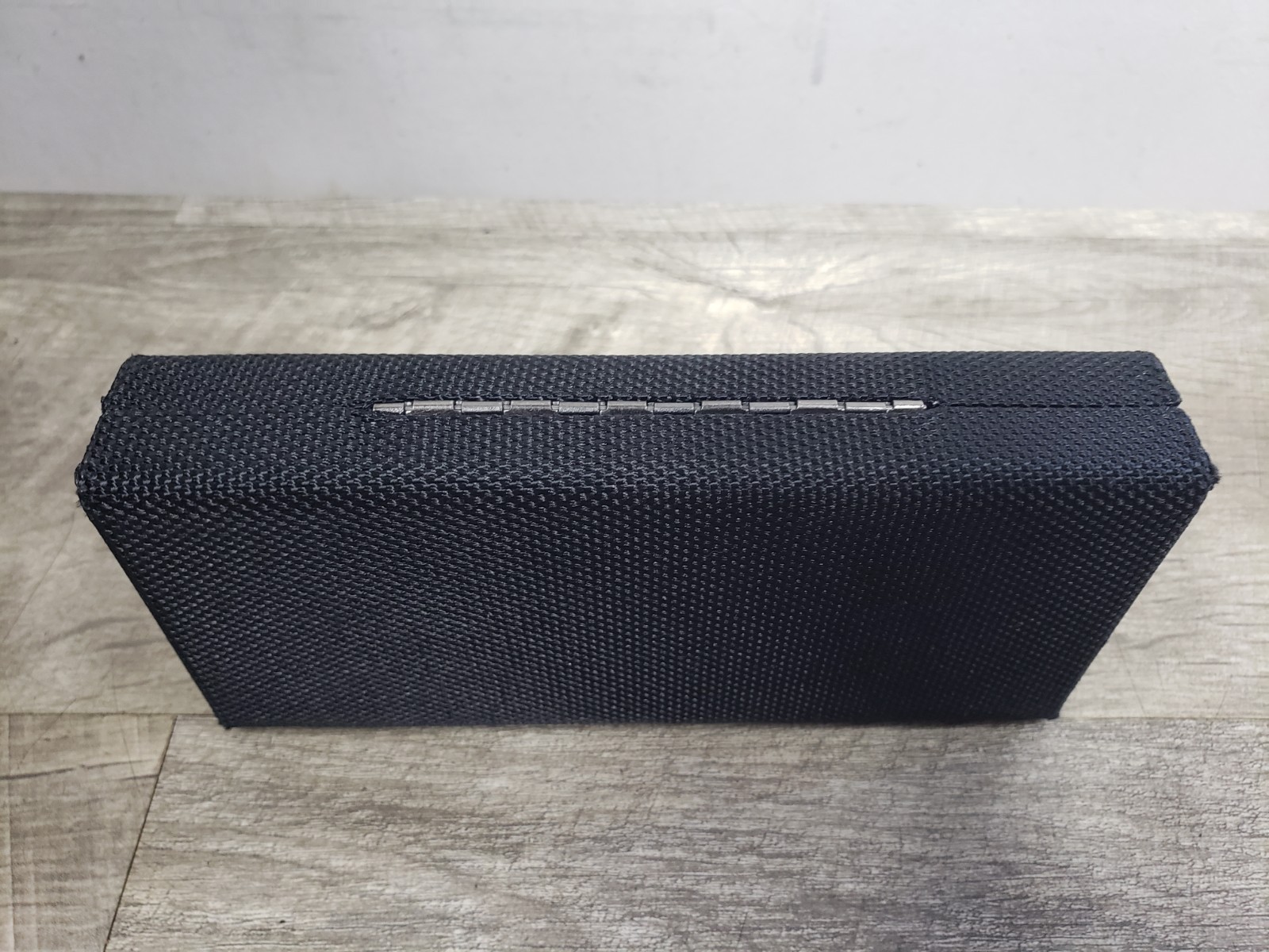 *NICE* Starkey Hearing Aid Hard Case w/ Accessories ONLY 6″ x 3″ x 1.25″