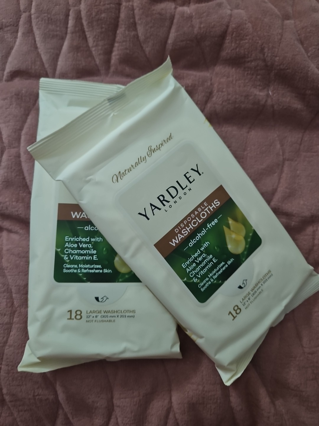 BUNDLE LOT 36 Disposable Washcloths Yardley London Aloe Vera Chamomile Vitamin E