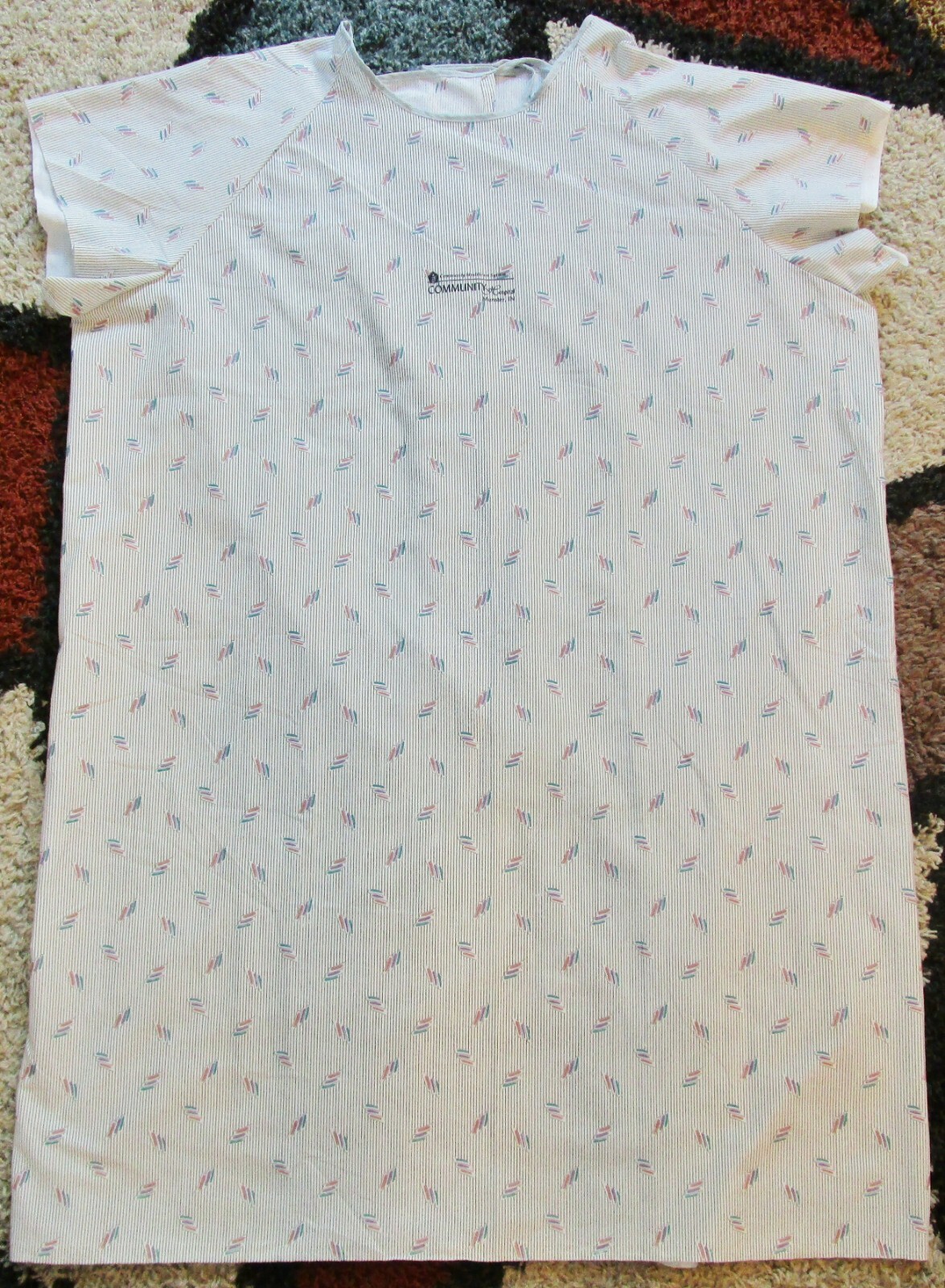 Best Medical Patient Gown Community Hospital Gray stripe 44″ length Sz Large