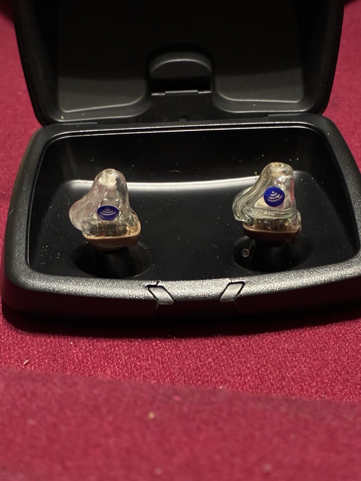 Starkey Genesis AI 12 rechargeable hearing aid