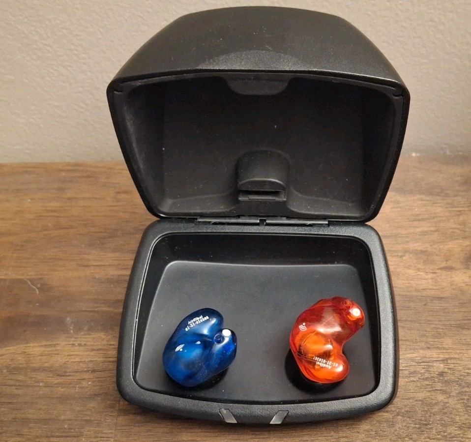 Starkey Audibel Via AI 16 Custom Hearing Aids + Charger CASE ONLY / UNTESTED