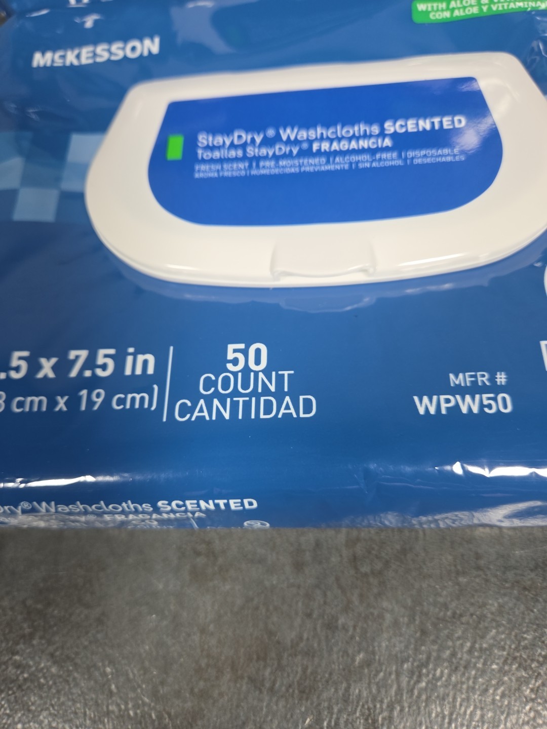 McKESSON StayDry WASHCLOTHS SCENTED with ALOE Vitamin E (2) 50 count Wipes