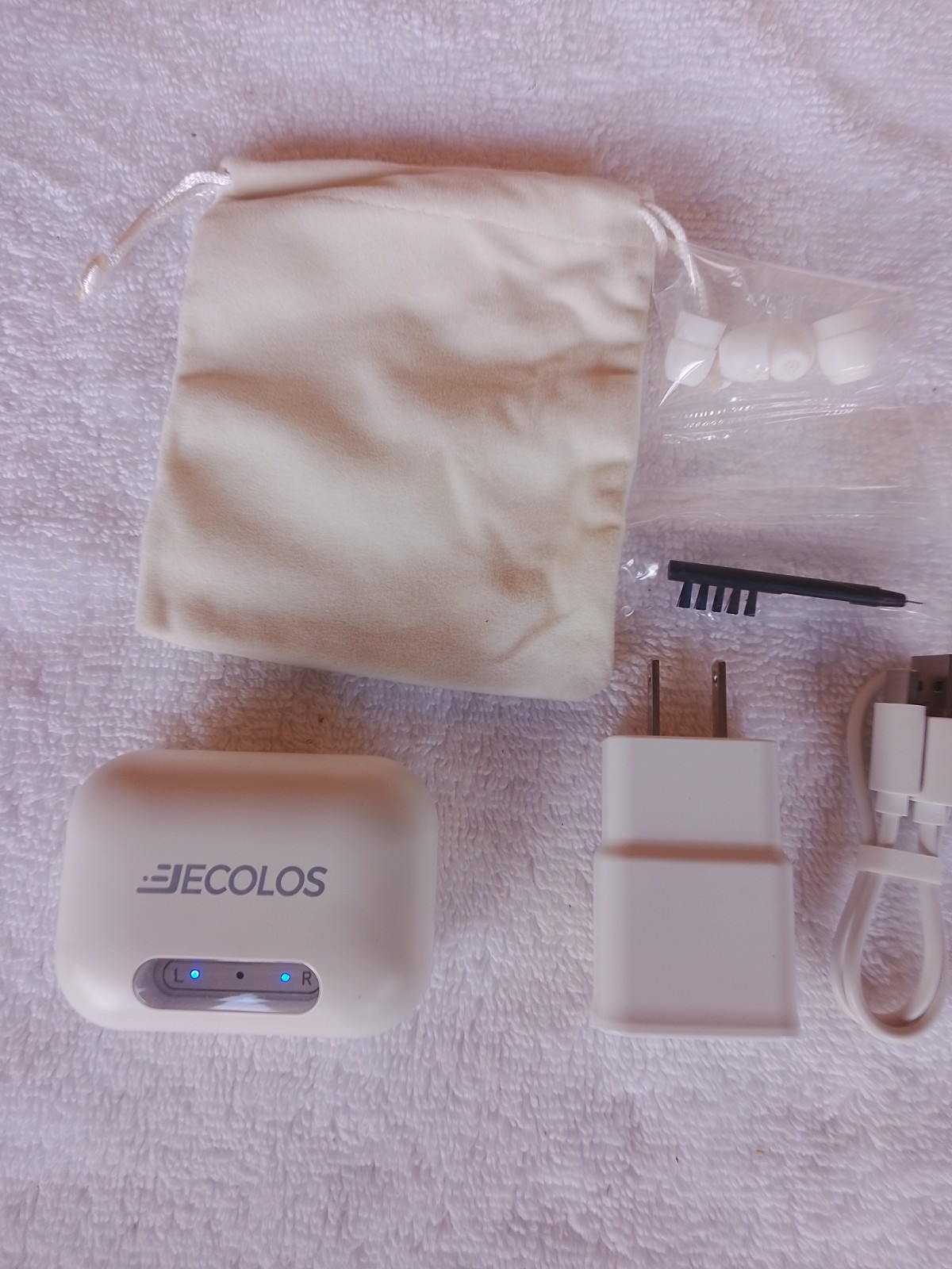 JECOLOS HEARING AIDS WITH CRYSTAL CLEAR SOUND ITC NOISE CANCELLING NEW IN BOX