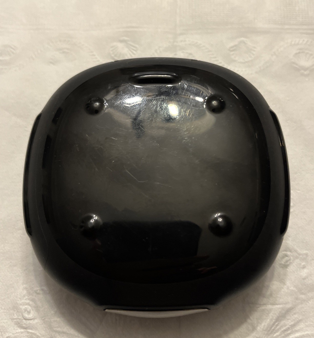 Oticon Hearing Aid Case Hard Plastic Black Round