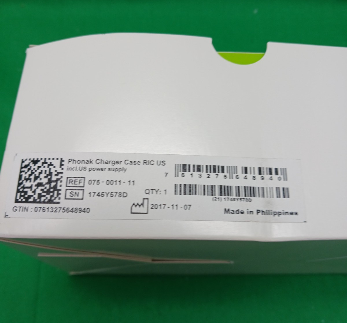 Phonak Hearing Aid Charger Case RIC With Power Supply & USB Cord
