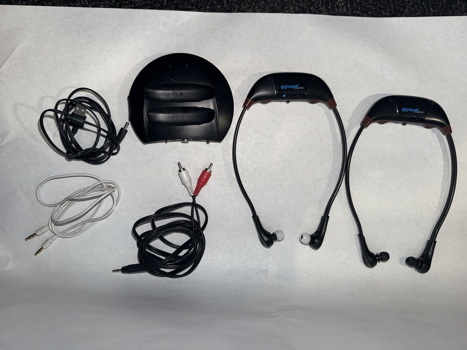 Pyle TV Hearing Aid BTE Rechargeable Both Ears PHPHA79 Black Charging Dock
