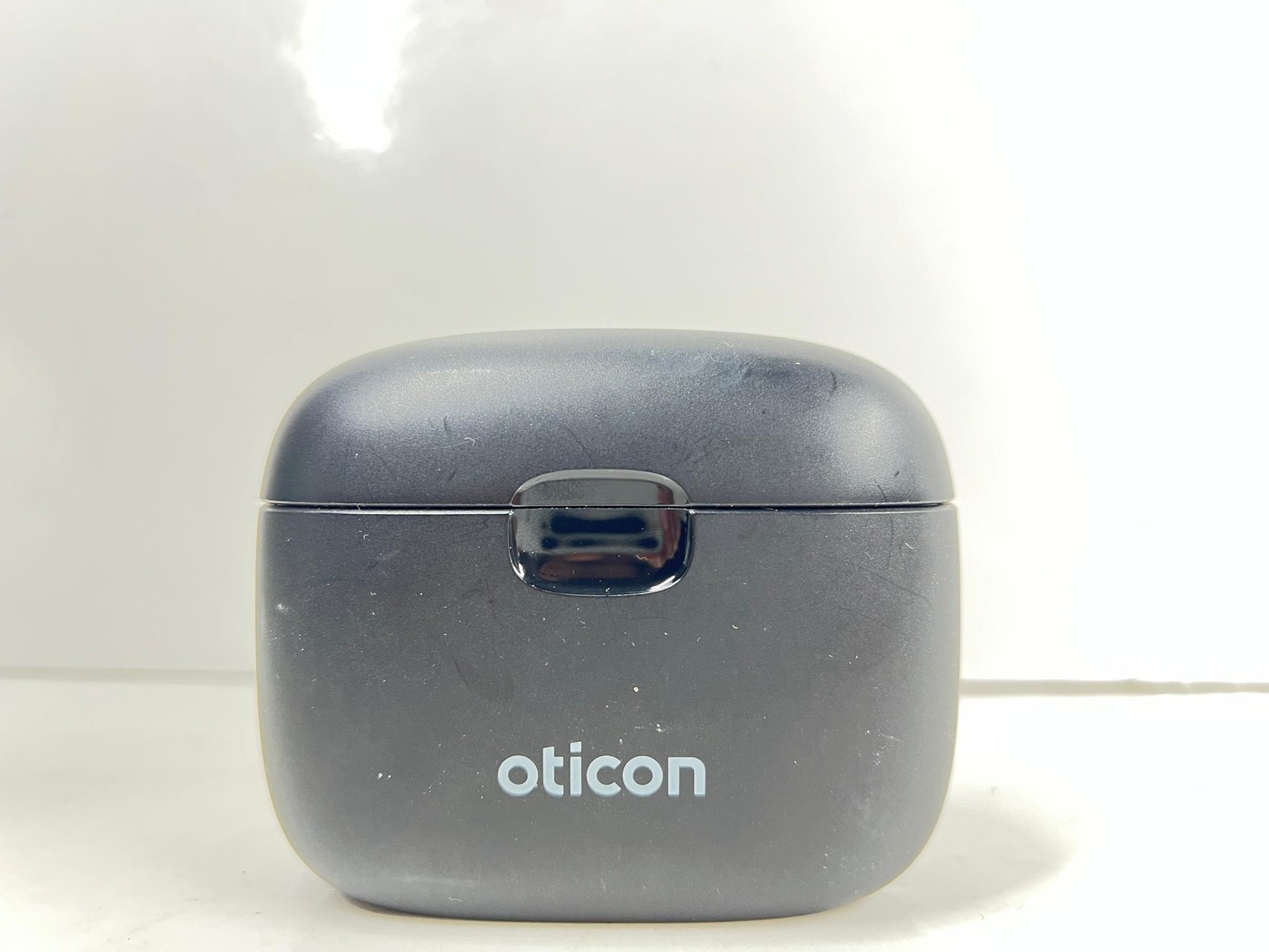 Oticon SmartCharger miniRITE R Hearing Aid Charging Case