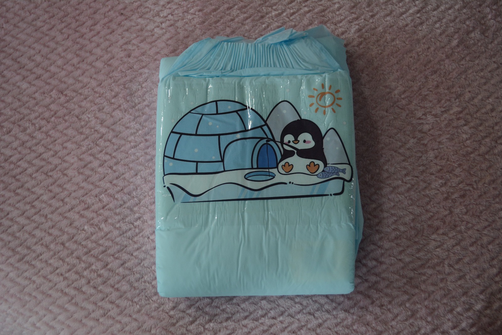 CutiePlusU Penguin Fishing (Rare CN Import), ABDL Adult Diaper Sample, Medium