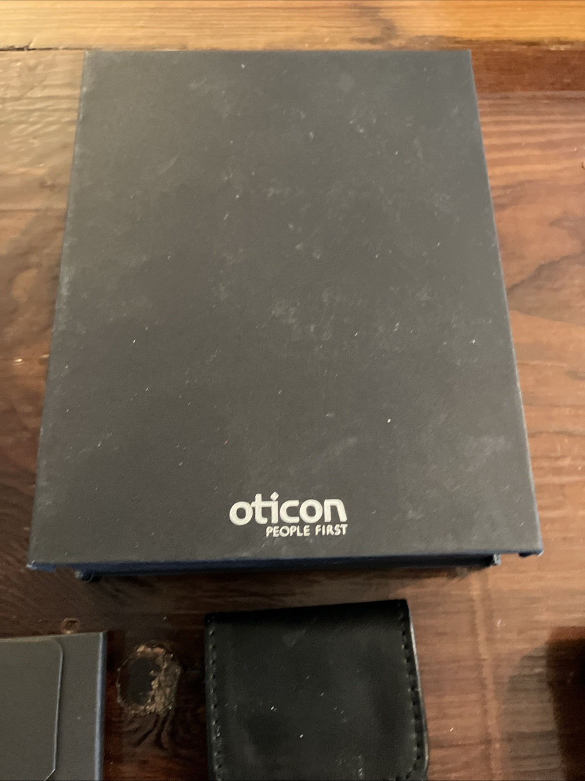 OTICON Hearing Aid Pouch W/ Cleaning Kit & Hard Case EUC