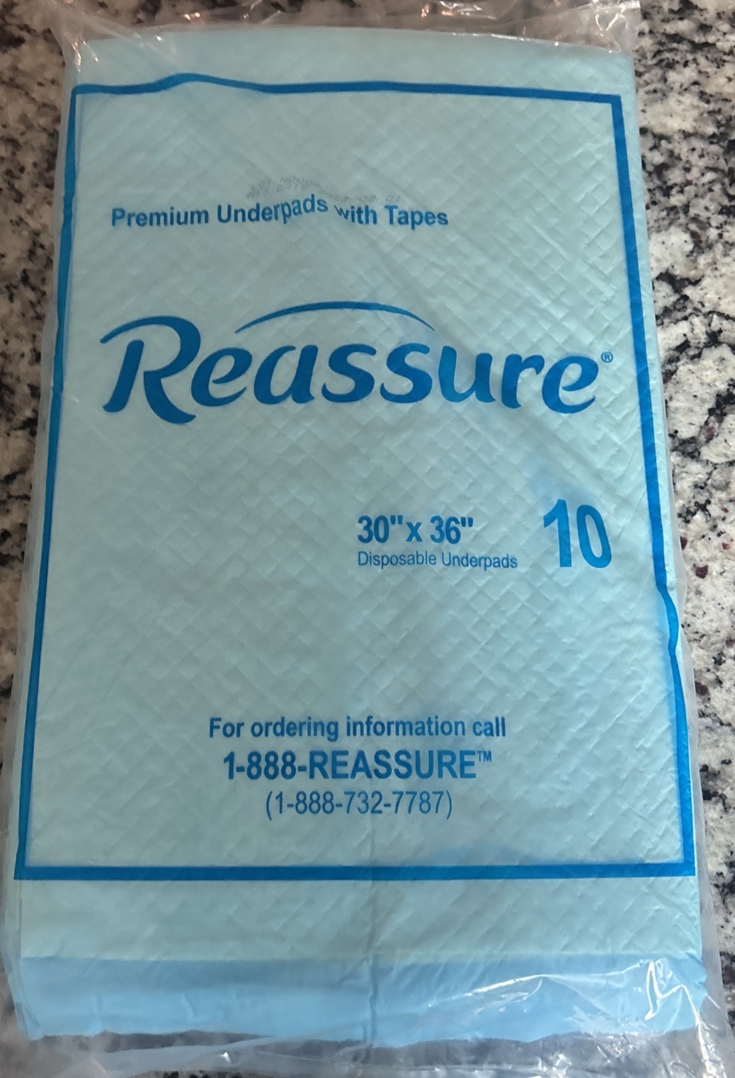 120 Reassure Premium Underpads With Tapes 30″ X 36″, 12 Packs of 10 Pads in Each