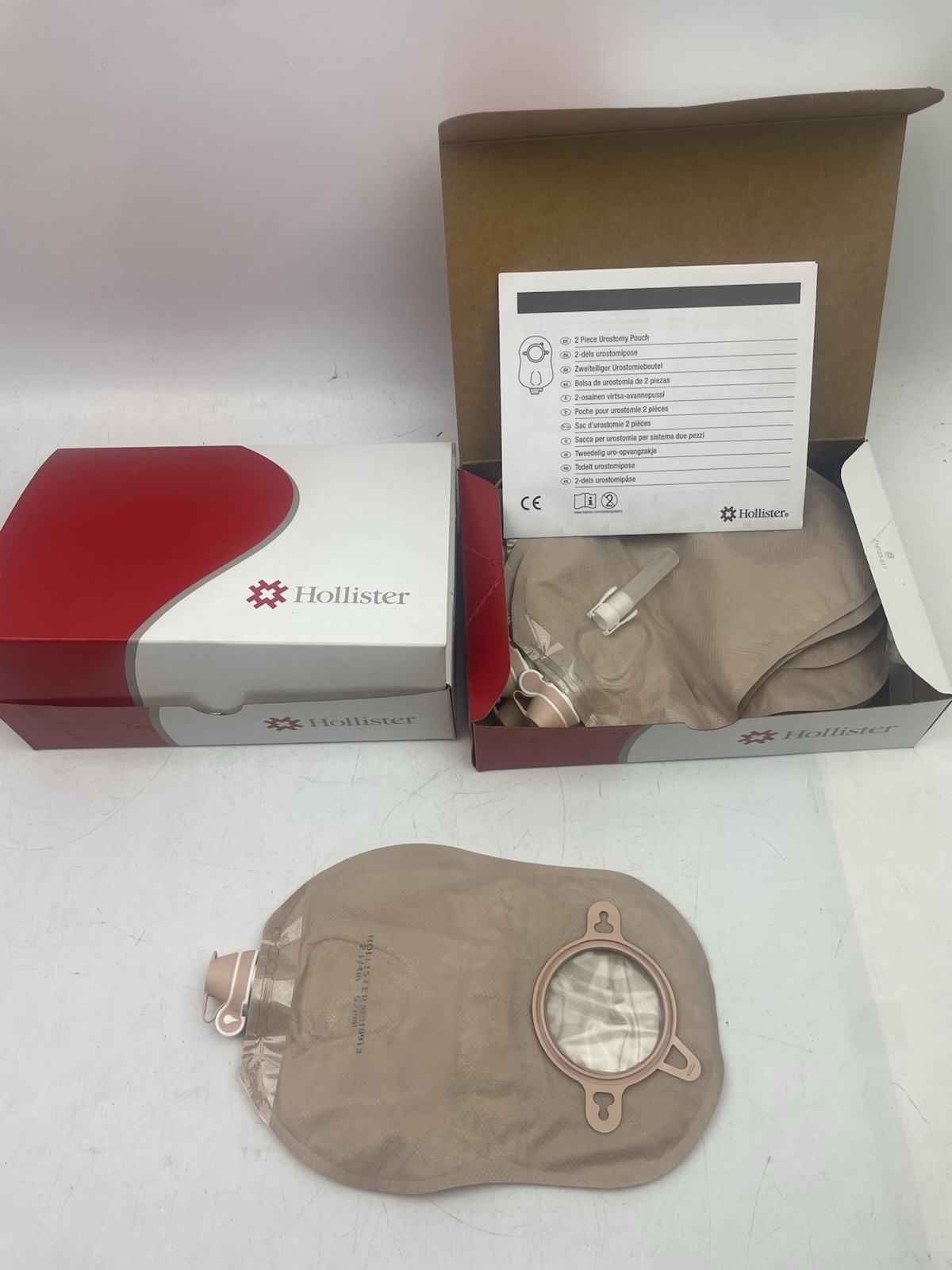 ⭐ 2 Boxes Hollister 18913 New Image Drainable Pouches 2 1/4″ Flange Lot – NEW ⭐