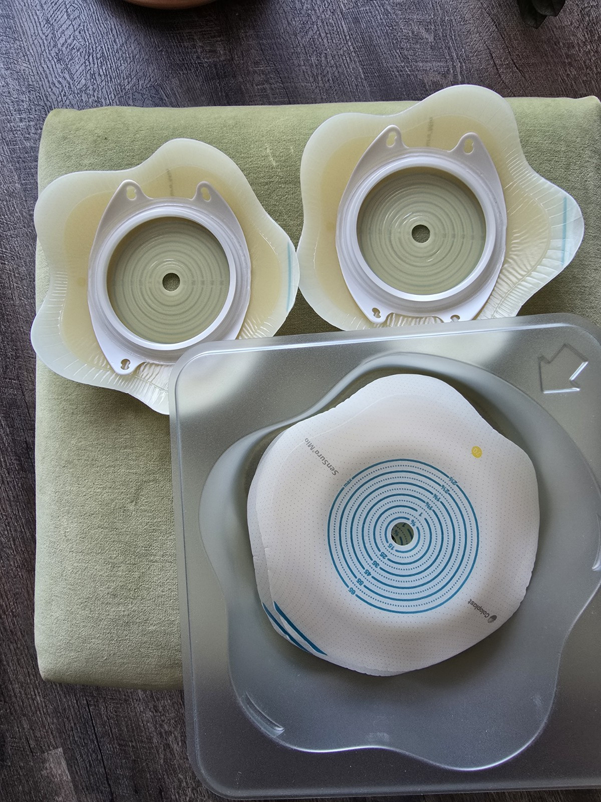 SenSura Mio Convex Flip Ostomy Barrier 18530