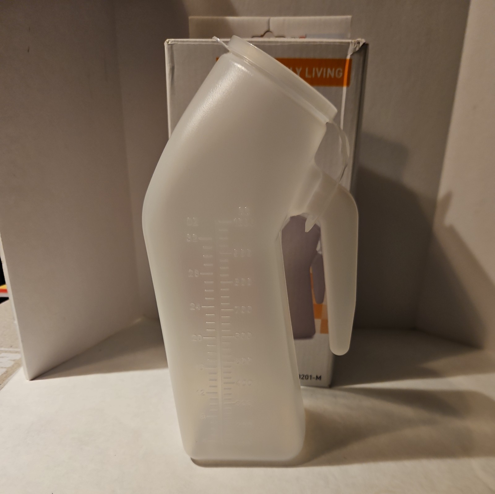 McKesson Male Urinal 32 oz. / 946 mL White LOT OF 6 BRAND NEW