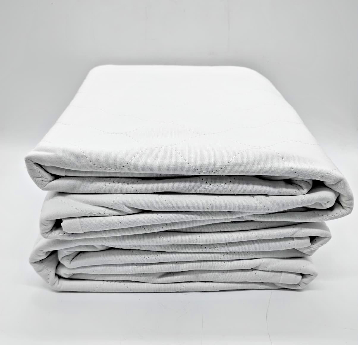 Careboree Washable Incontinence Bed Pads 34×60 Queen Waterproof Underpad 2 Pack