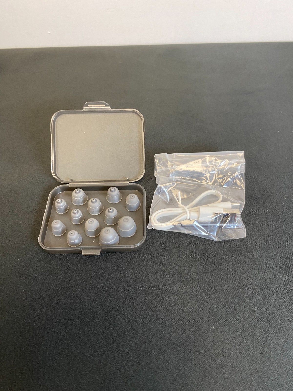 Nvboty M2231 Beige Rechargeable Noise Cancelling Hearing Aids With User Manual