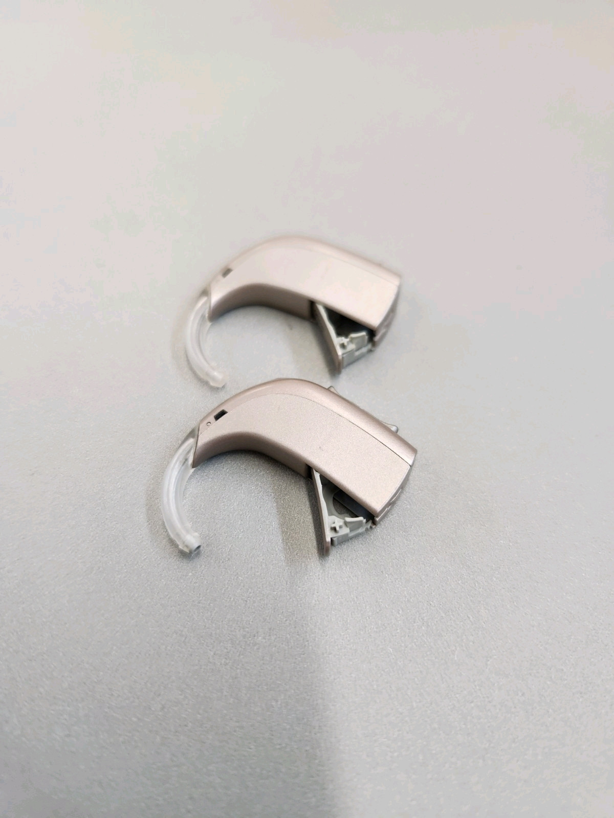 PAIR of Oticon Nera 2 P BTE with WARRANTY!