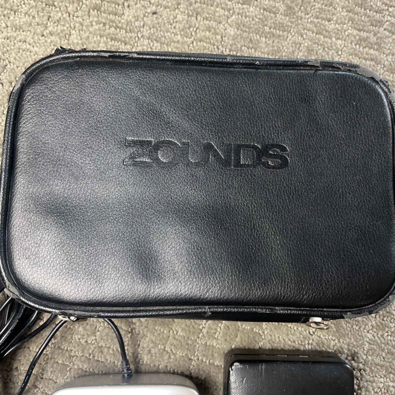 Zounds Clareza 16 Hearing System -2 Hearing Aids,Charger & Remote(READ DESC)