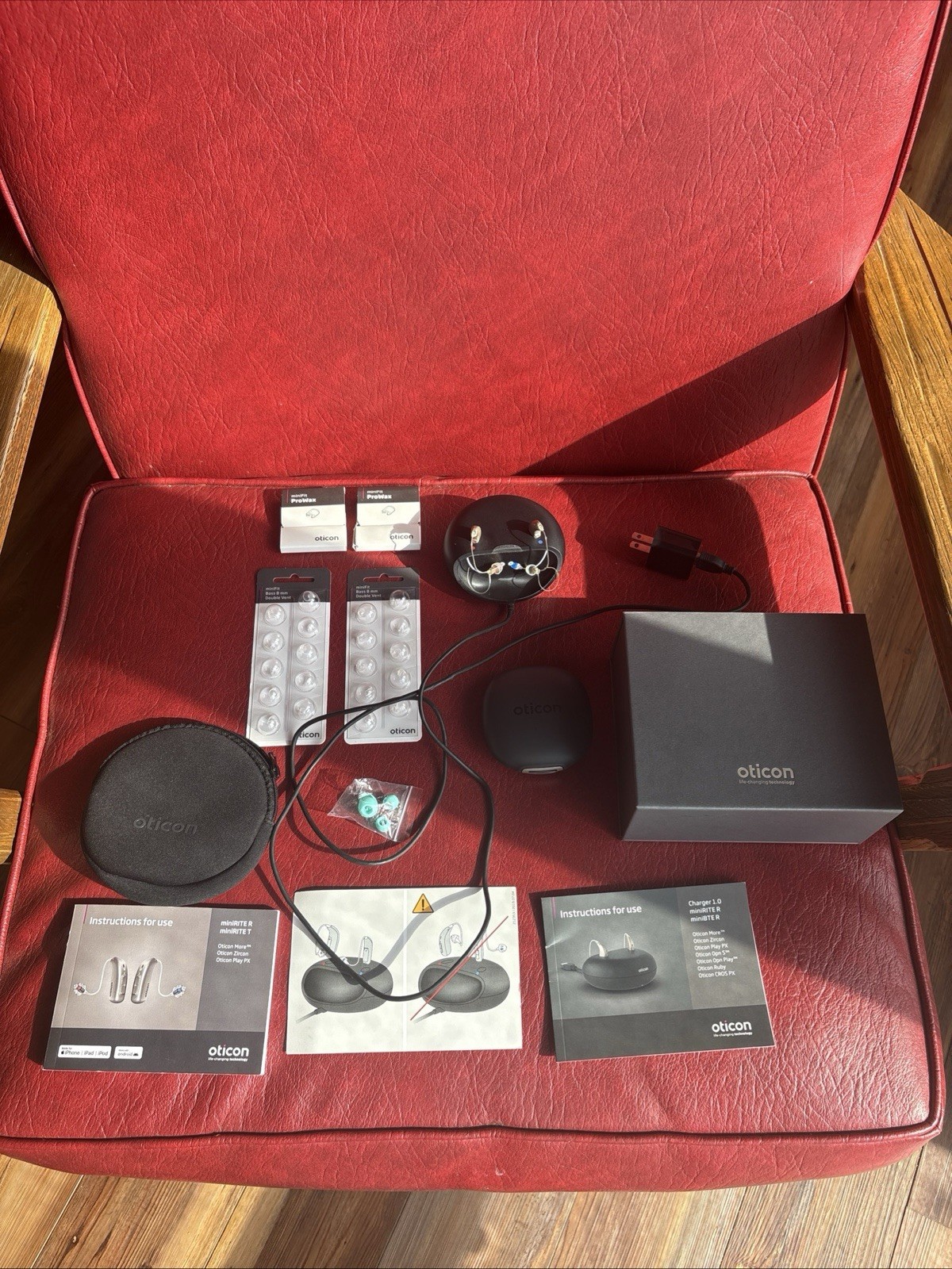 Oticon More 1 MiniRite R CO90 1.2.0 All Accessories Including Portable Charger