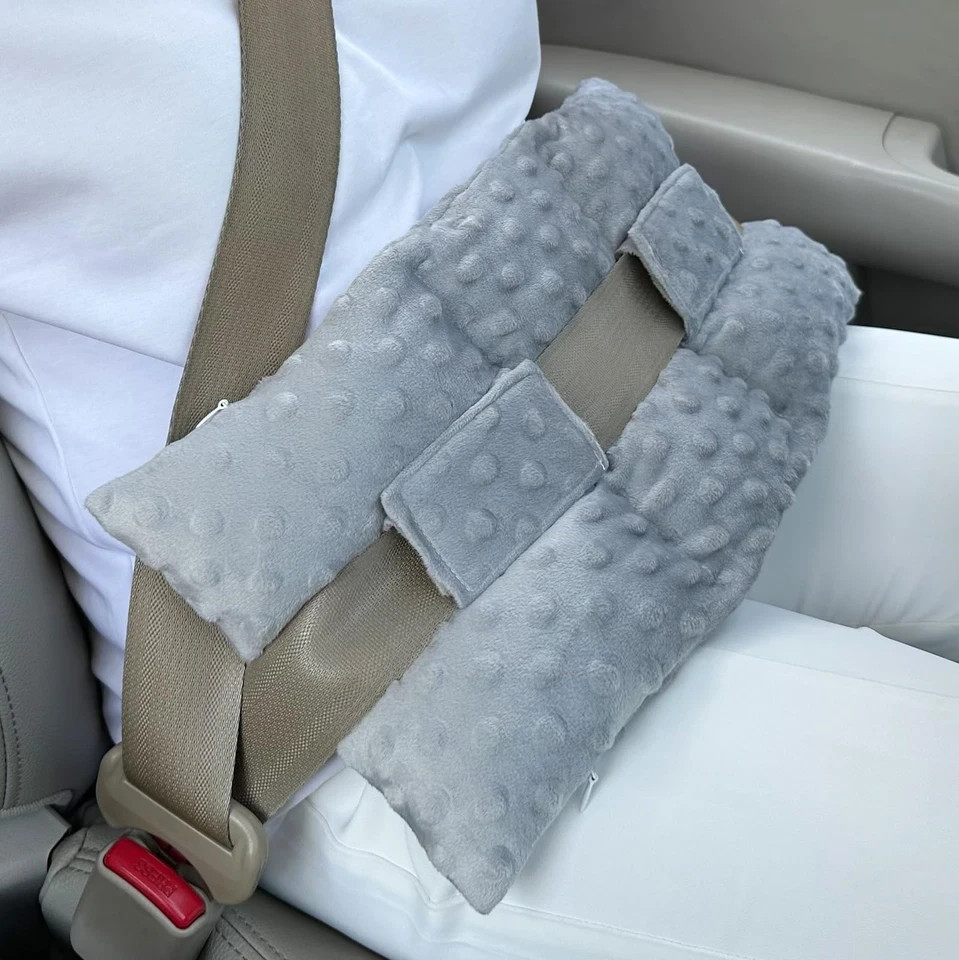 D. Cozy Ostomy Seat Belt Pillow Stoma Seatbelt Protector One Size, Light Gray