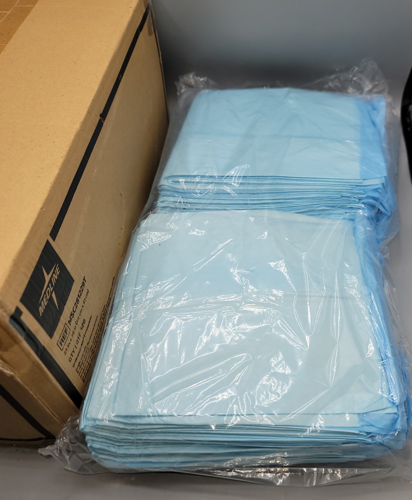 Medline Disposable Underpads 23×36 120 Count Bed Pads