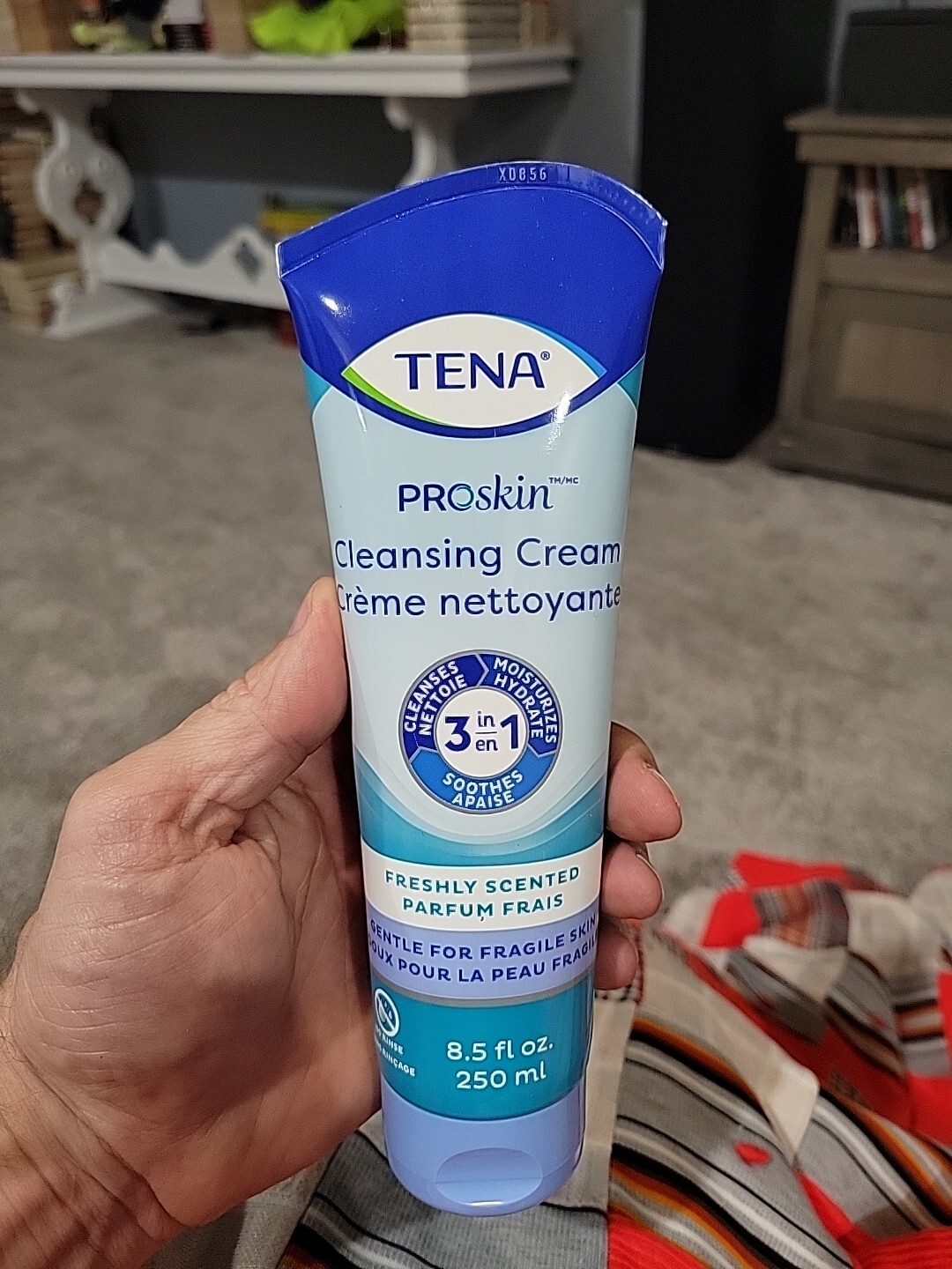TENA PROskin 3 in 1 Cleansing Cream 8.5 fl oz 250 ml Freshly Scented GENTLE