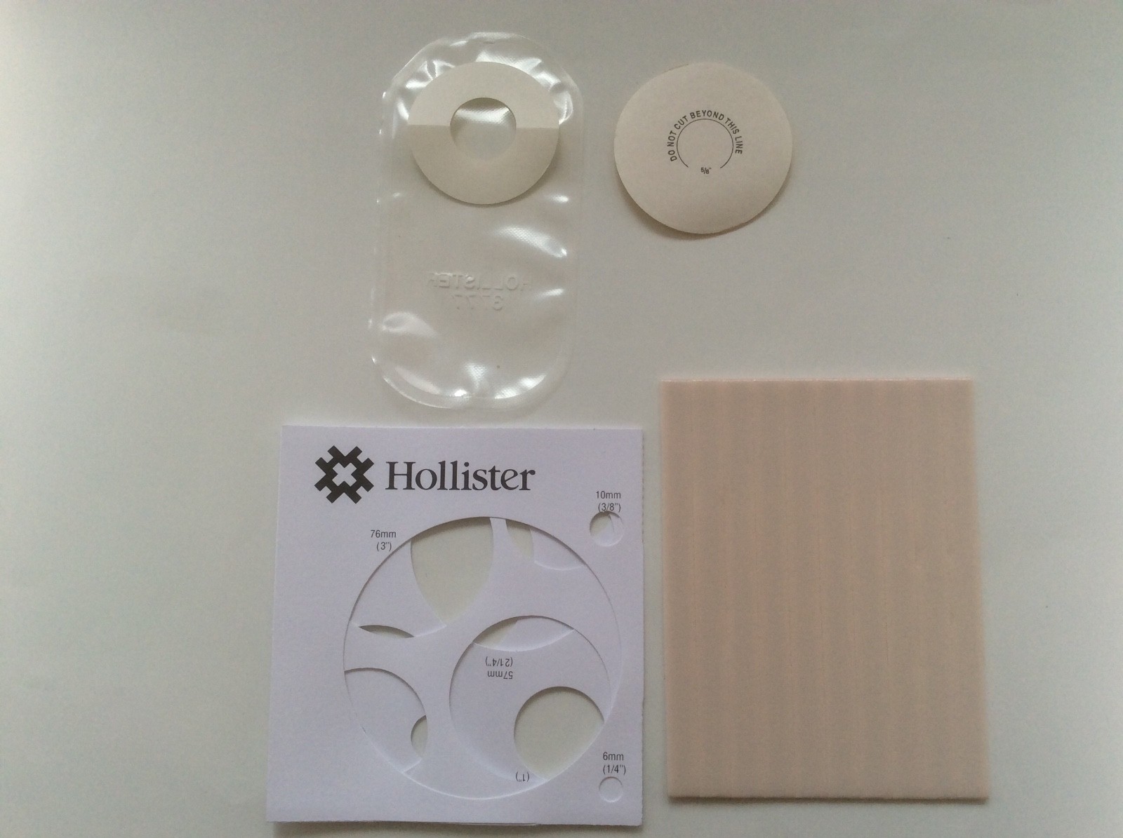 1 Box Hollister Premie Ostomy Pouch. Ultra Clear Ref #3777, 15 Pouches/Box