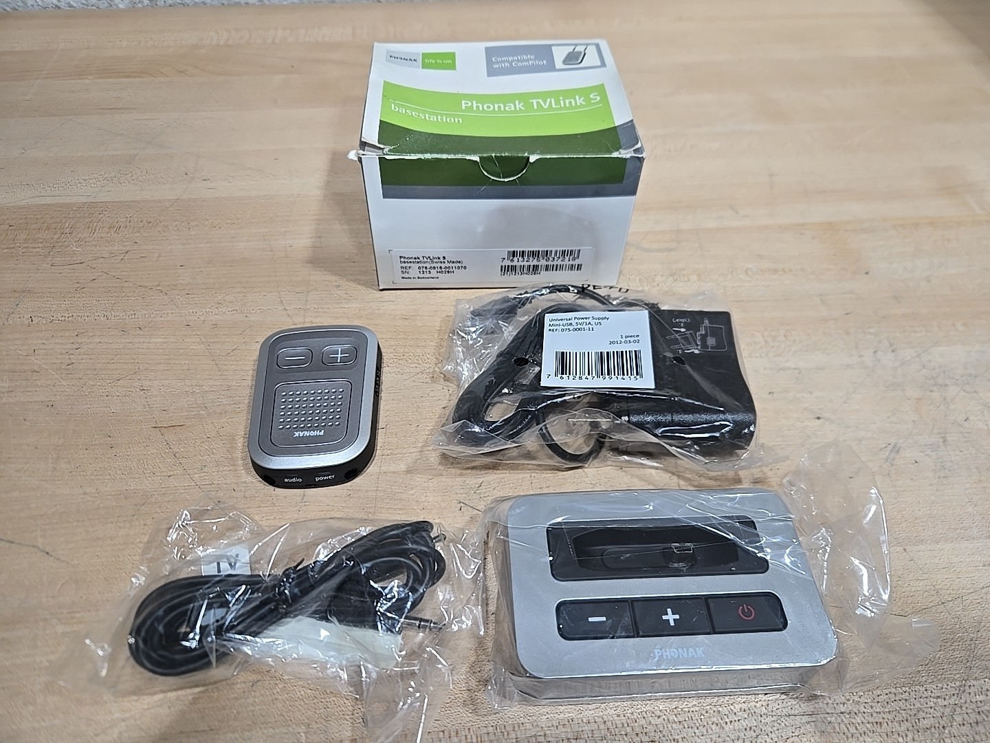 LOT Phonak ComPilot II Hearing Aid Wireless TV Connection TVLink S BaseStation