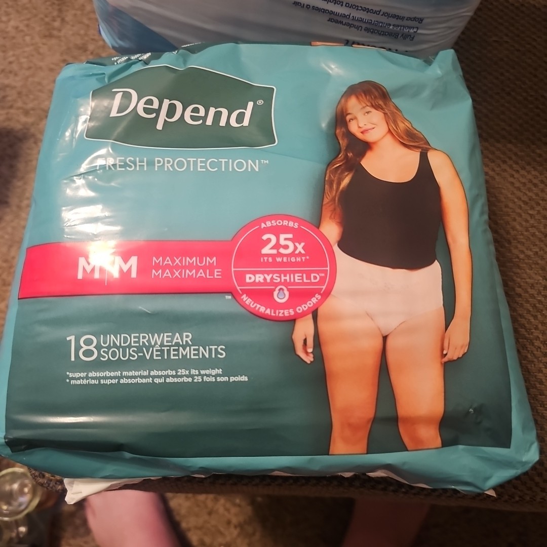 18 DEPEND MEDIUM MAXIMUM 25X ABSORBTION WOMEN’S UNDERWEAR
