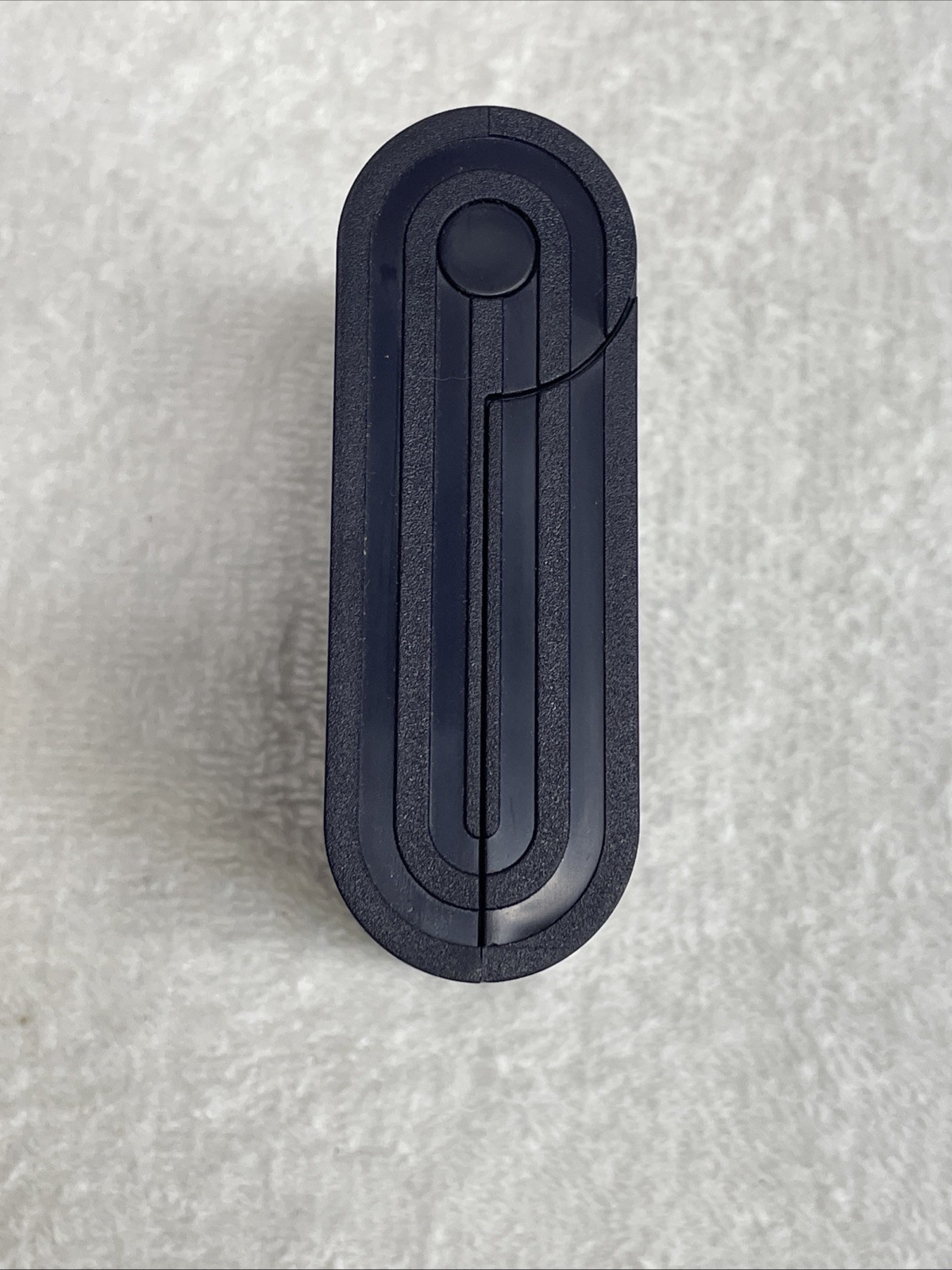 OTICON Clamshell Hard Case for Hearing Aids Navy Blue 2 1/2″ x 3″ x 1″