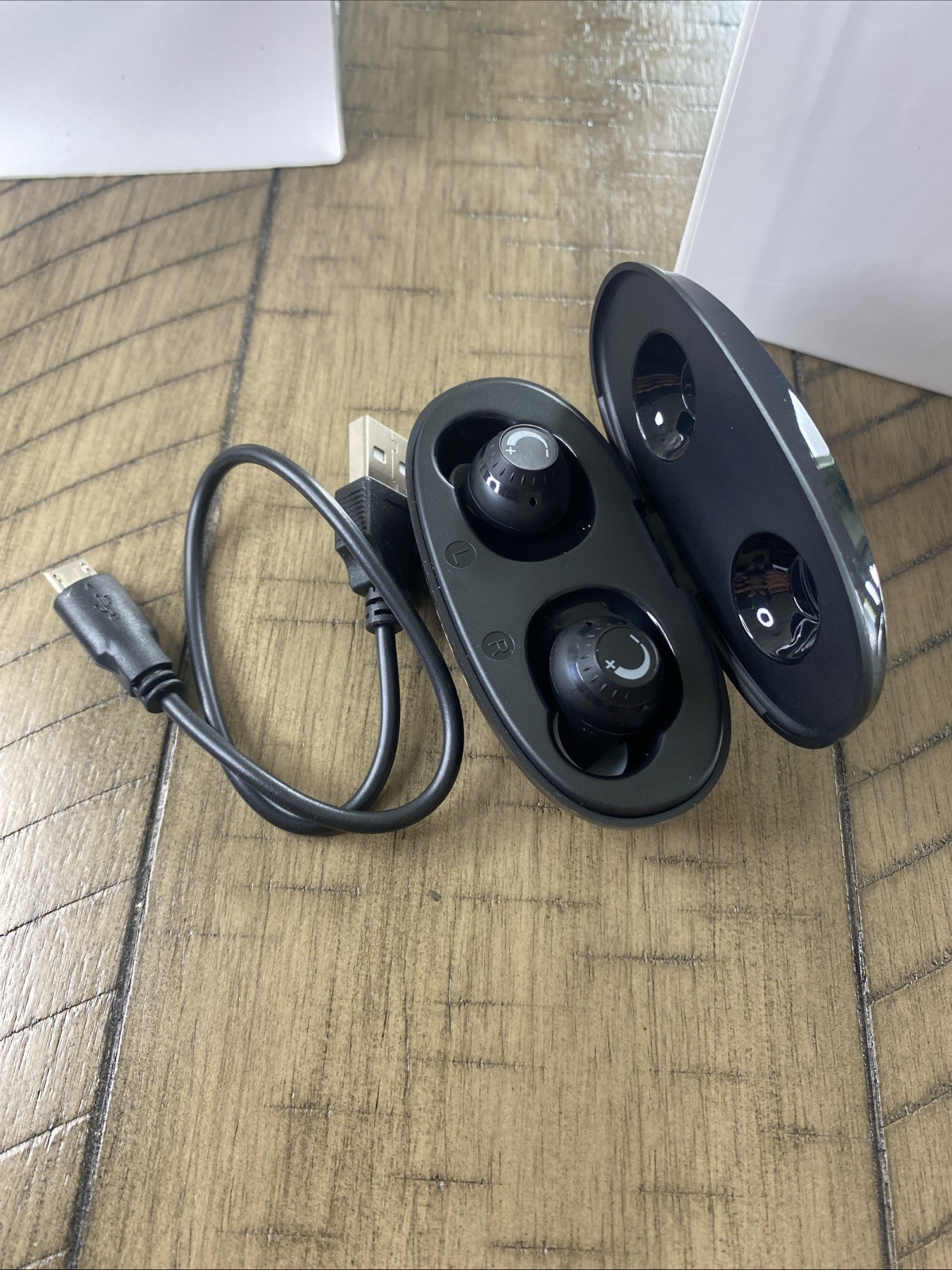 JH-A610 Hearing Amplifier – WHITE