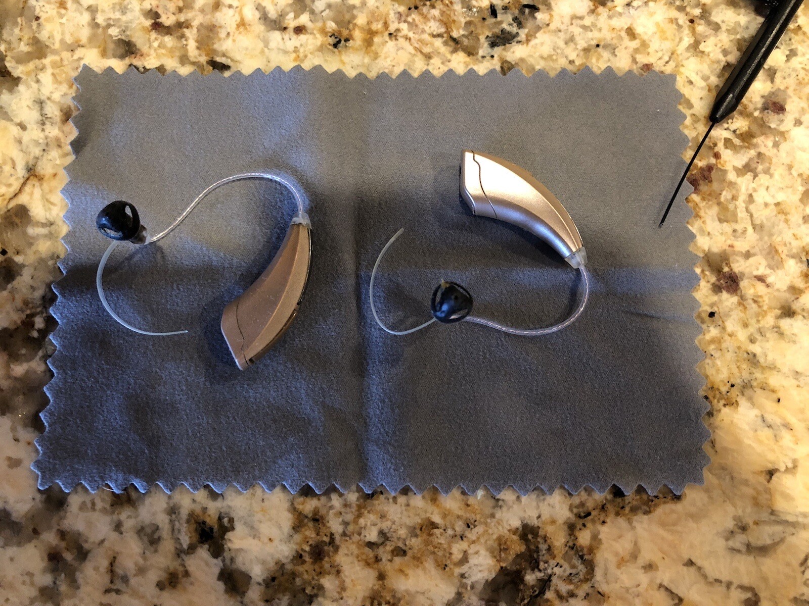 Starkey Digital Hearing Aids S Series IQ7