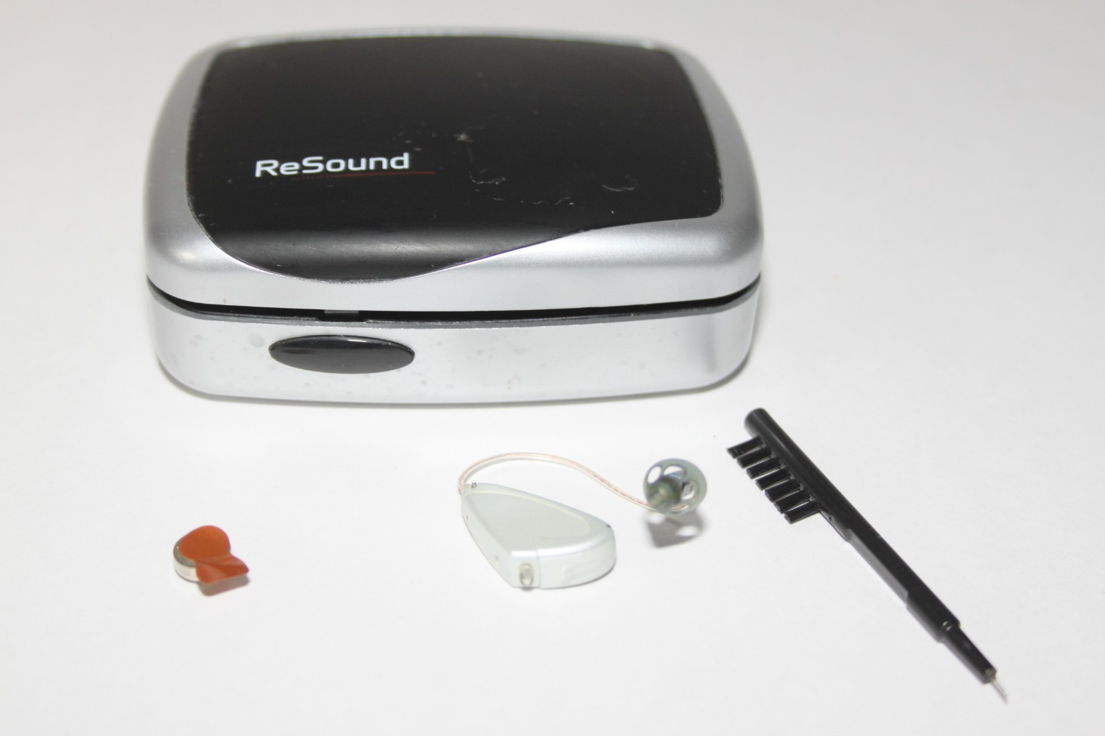 Unitron Moxi Hearing Aid