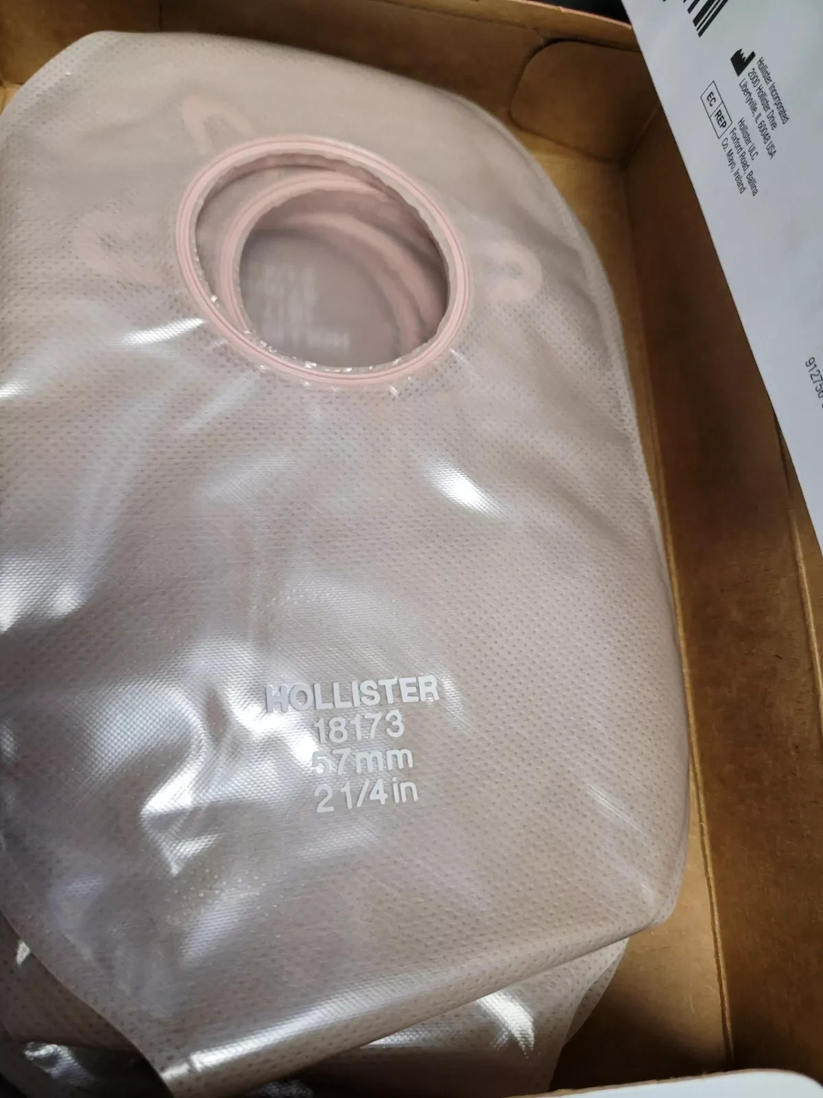 10 Hollister 18173 New Image Drainable Pouches 2 1/4″ Flange Exp 12/2026