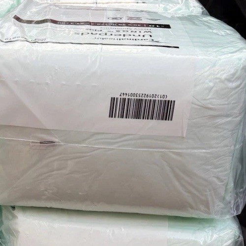 Pack Of 10 Cardinal Health Underpads Wings Plus Heavy Absorbency 30 in. x 36 in.