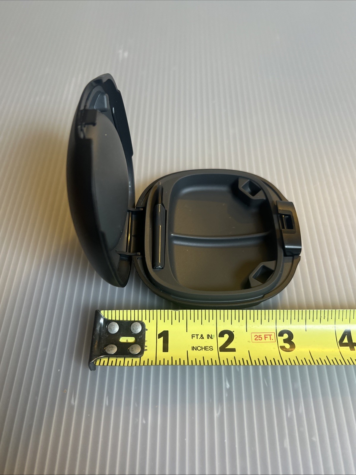 OTICON Hearing Aid Clamshell Hard Case w/ Cleaning Tool