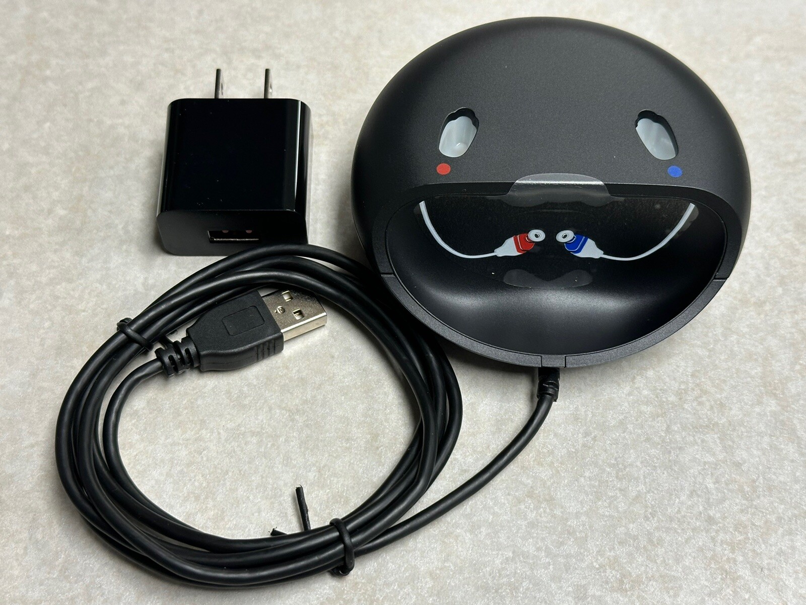 Oticon Desktop Charger With Power Cable, Wall Adapter, Manual. Lightly Used.