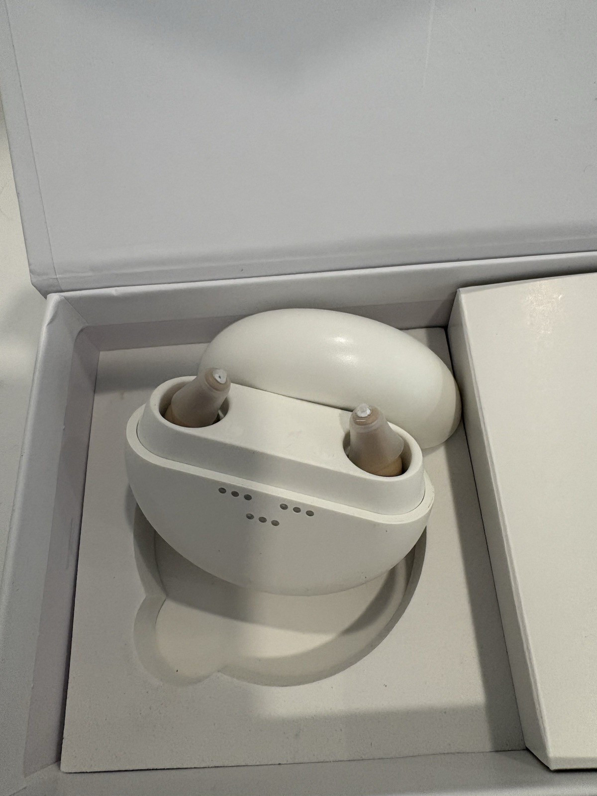 MD Hearing Aids NEO Digital Rechargeable Wireless OTC Hearing Aids & Charger