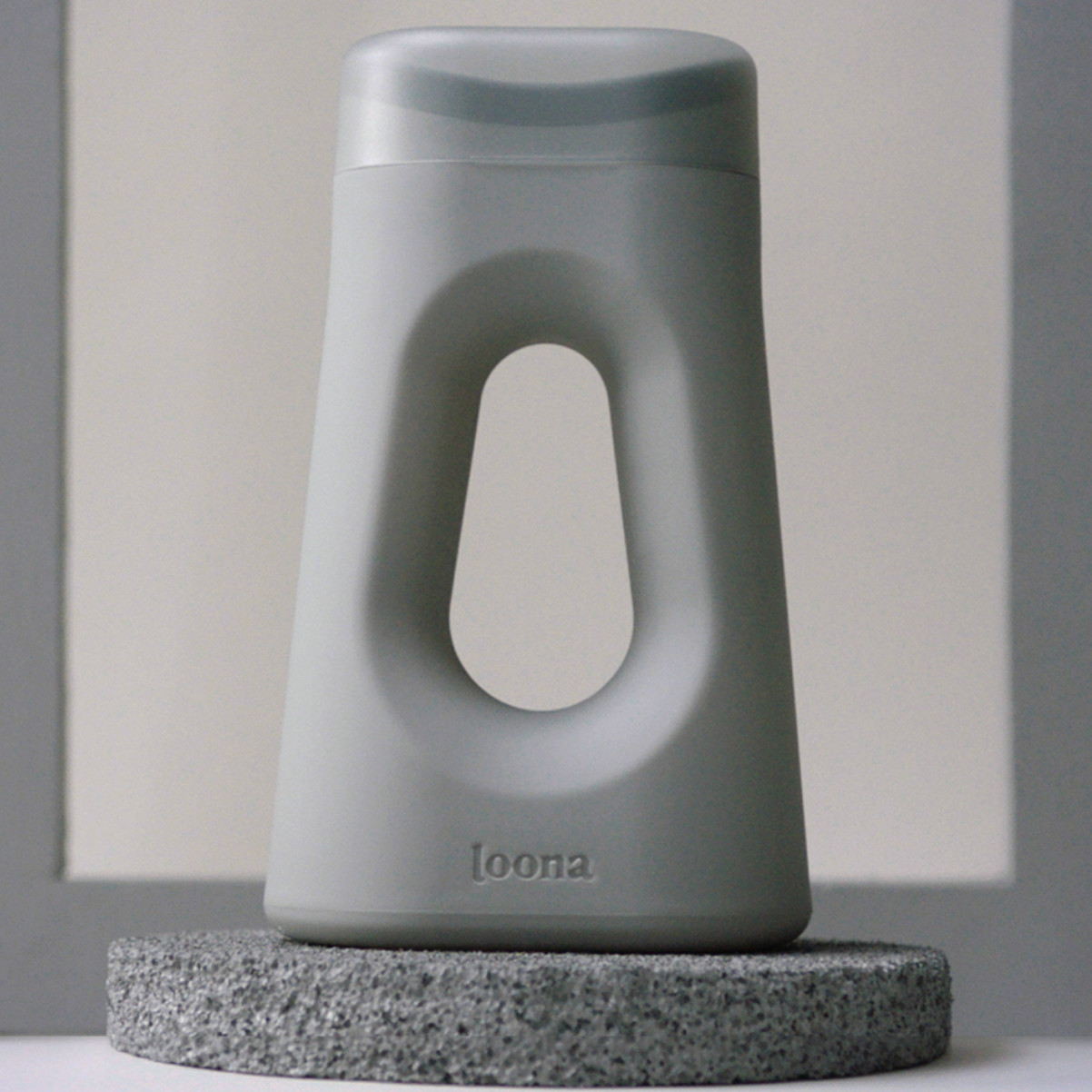 Loona 30 oz. Portable Silicone Female Urinal by Boom Home Medical – BLOPUBSF001G