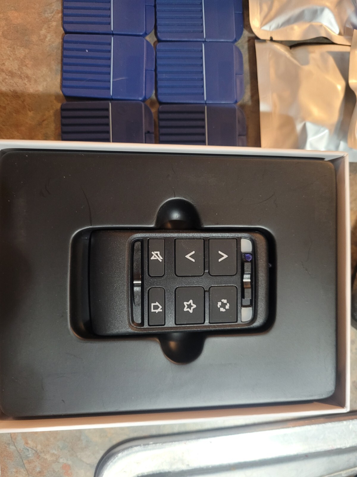 STARKEY LIVIO EDGE AI 2400 RIC RECHARGEABLE BLUETOOTH needs programmed