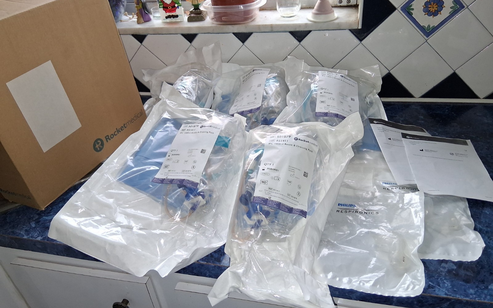 5 Rocket Medical R51411 IPC 1000 ml Drainage Bottle & Dressing Pack Sterile NEW
