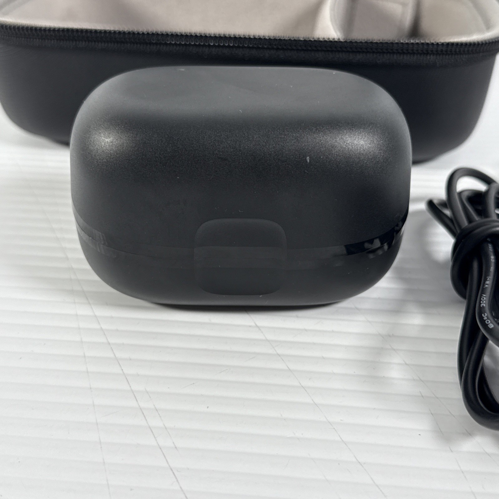 STARKEY GENESIS AI 24 ITC R Hearing Aids Pair & Charging Case Bluetooth