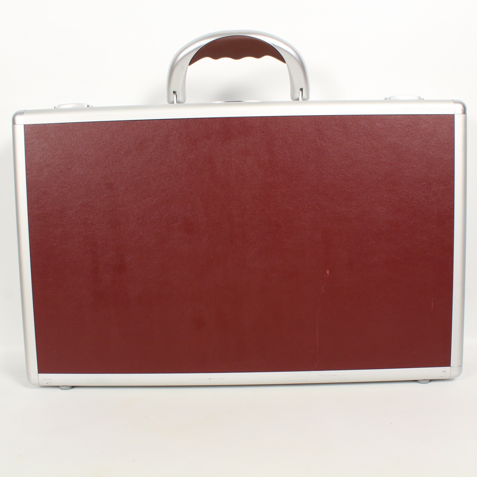 MED-EL COCHLEAR IMPLANT HARD BRIEFCASE W/LOCKS, KEY AND FOAM COMPARTMENT INSERT.