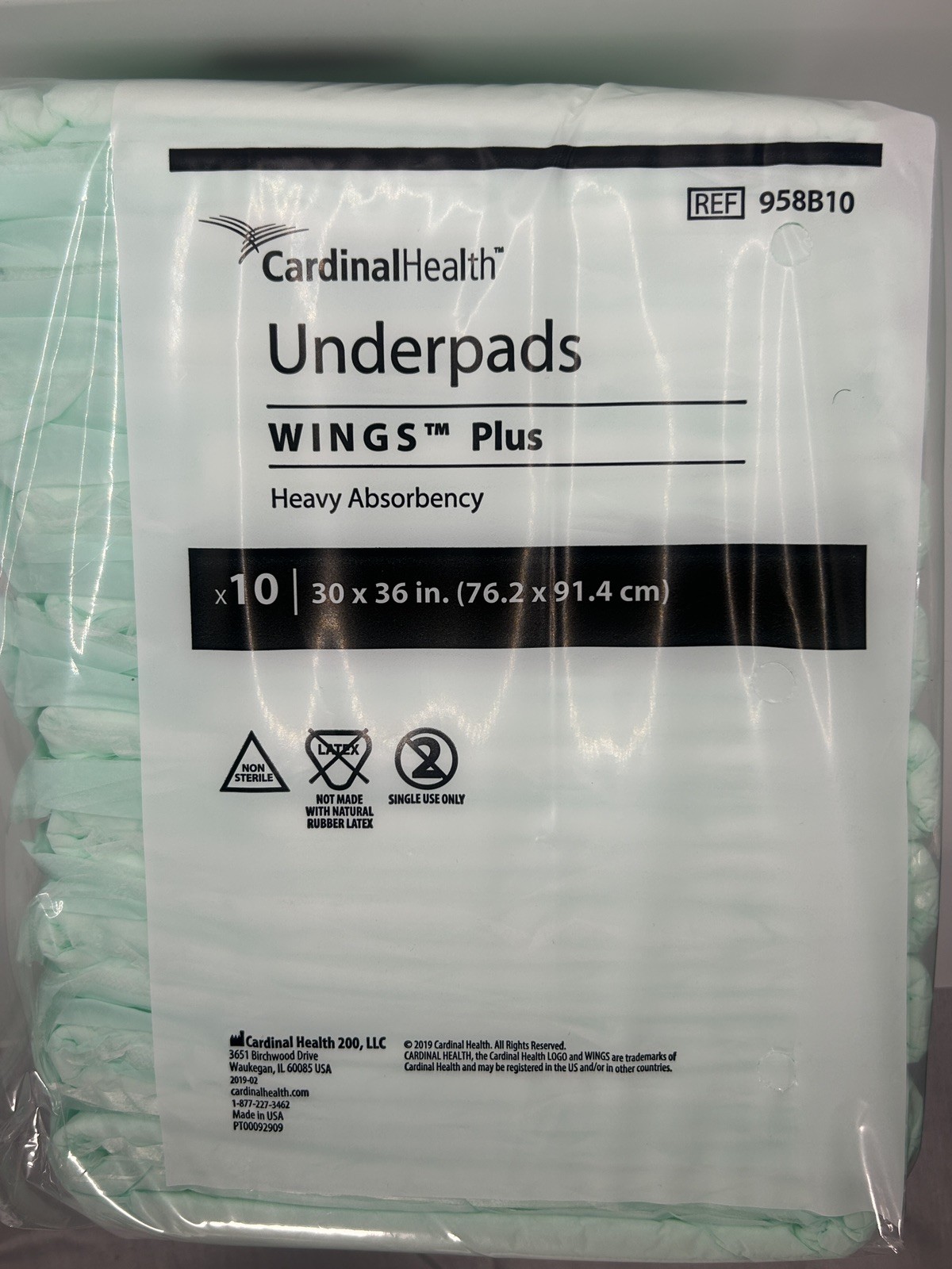 Cardinal Health Wings Plus Disposable Underpads, Heavy Absorbency, 30″ x 36″