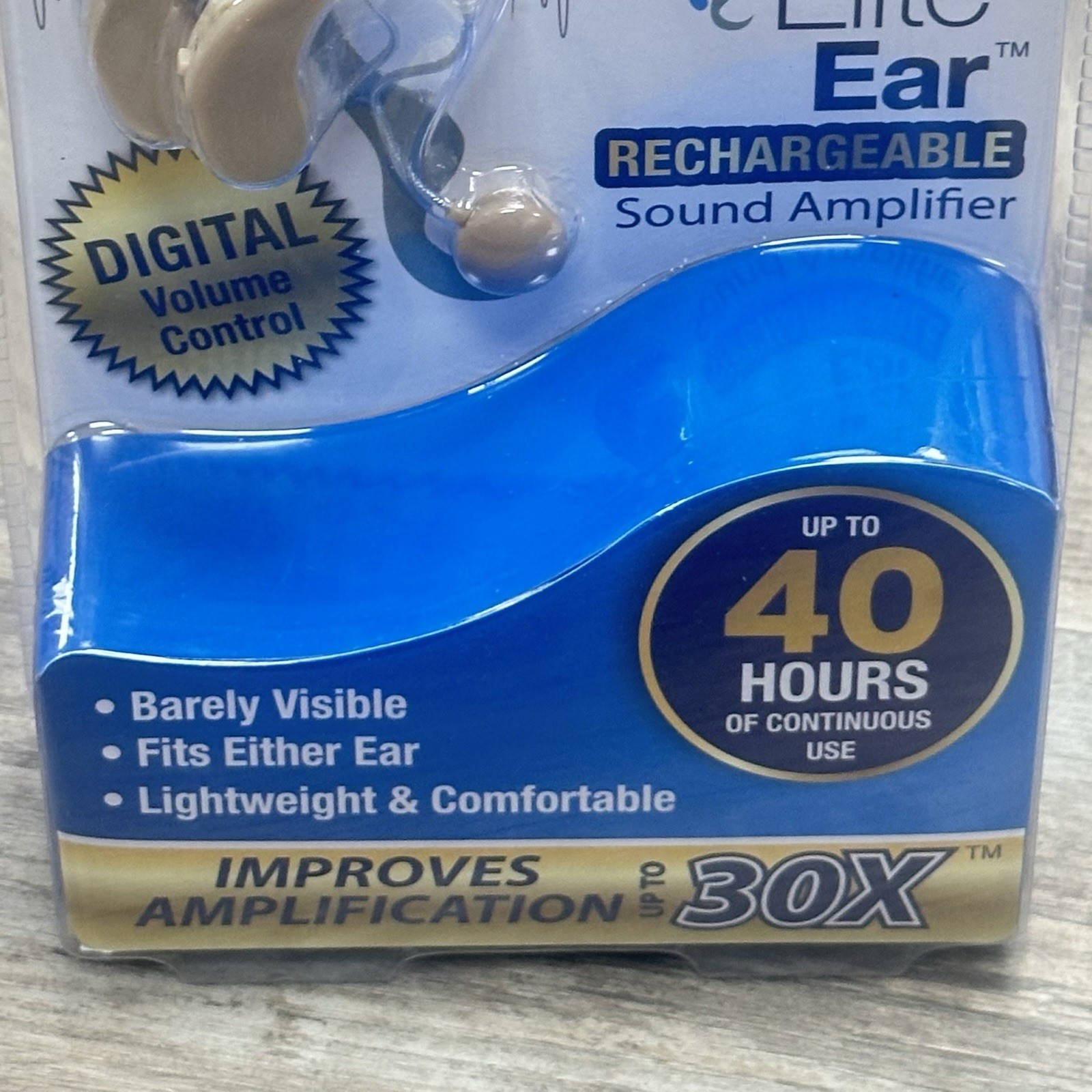 Elite Ear Rechargeable Sound Amplifier with USB Dock 1 Adapter 6 Ear Buds New