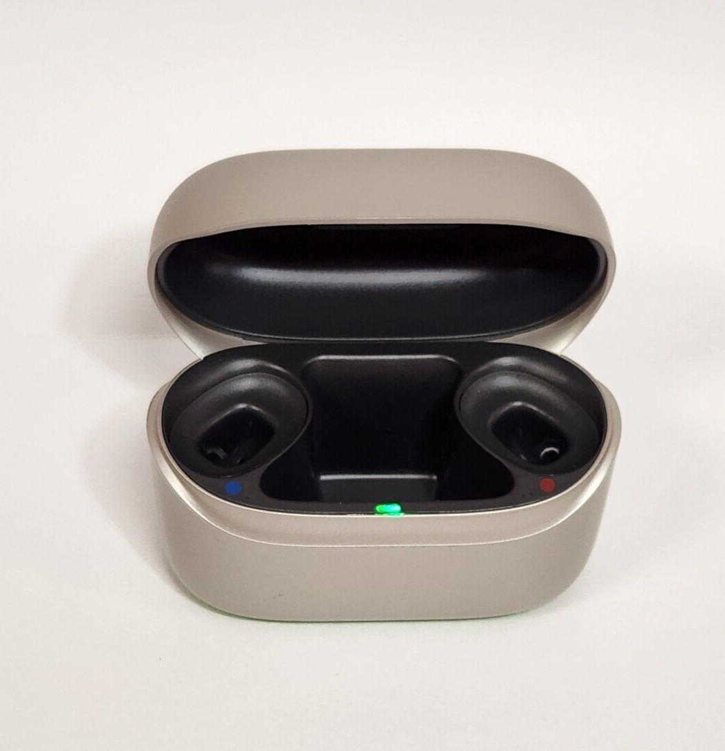 Phonak ChargerGo RIC Infinio. With Power Cord & Wall Adaptor